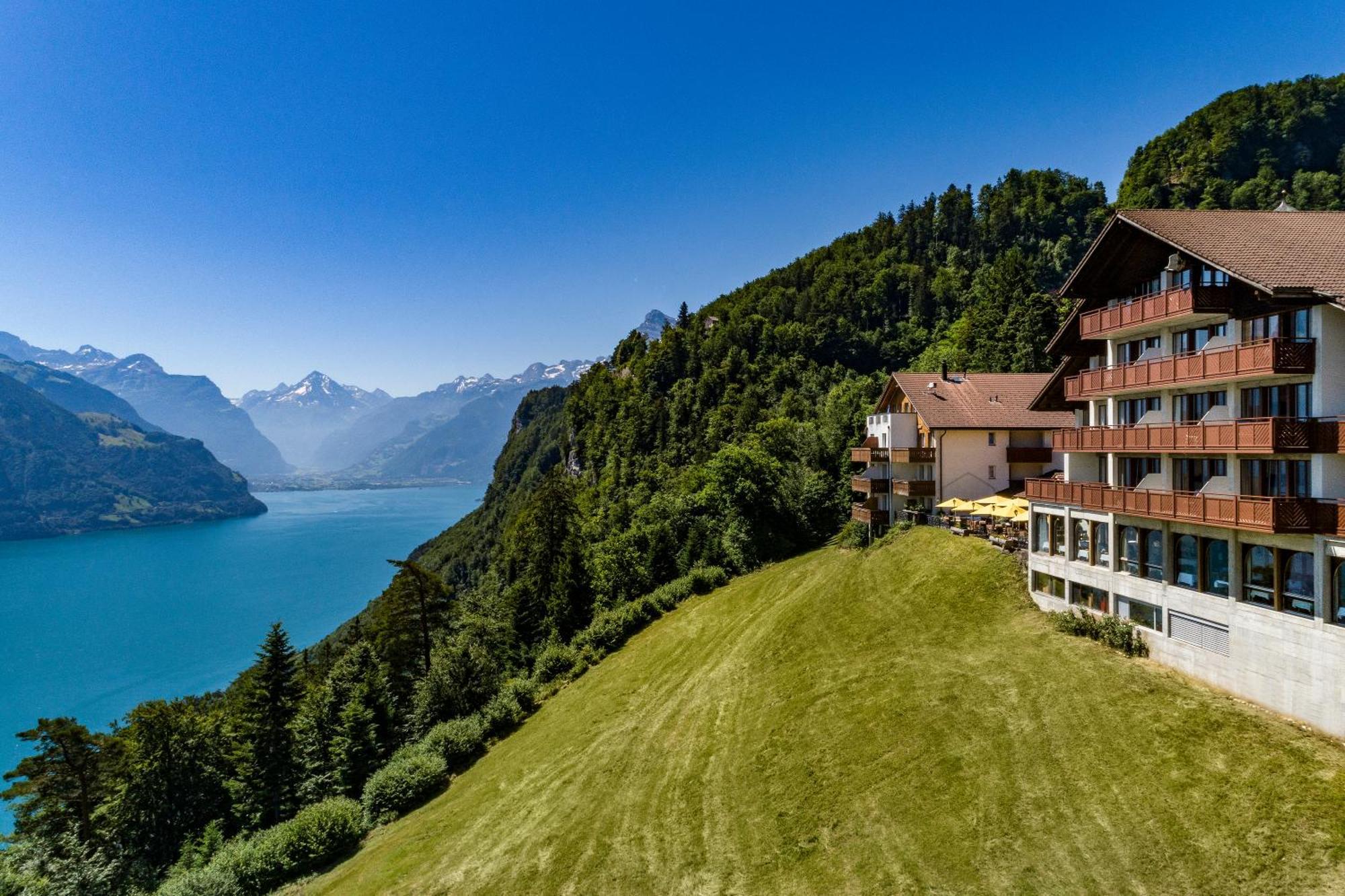 Ferienwohnungen Hotel Bellevue ゼーリスベルク エクステリア 写真