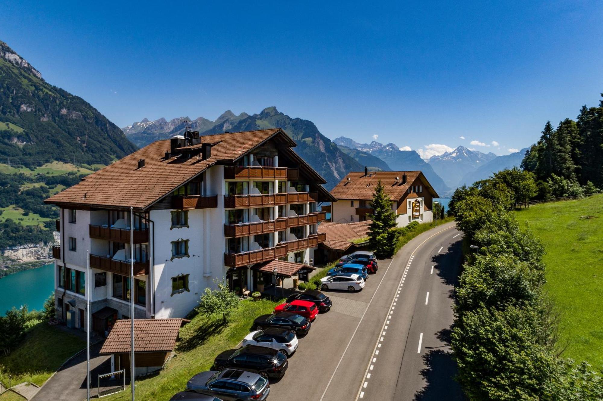 Ferienwohnungen Hotel Bellevue ゼーリスベルク エクステリア 写真